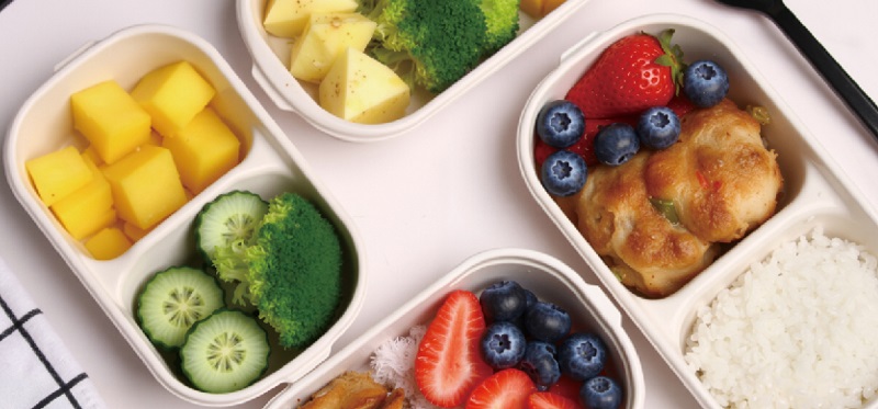 使い捨て パッケ一ジボックス