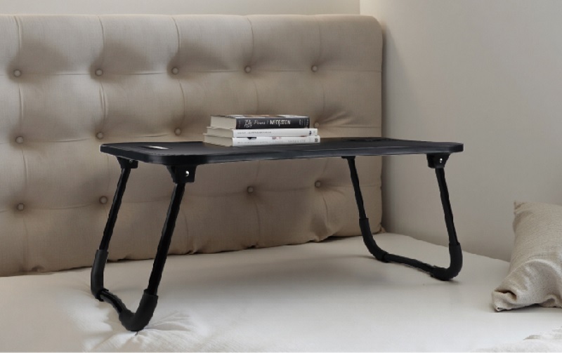 折り畳みロ一テ一ブル